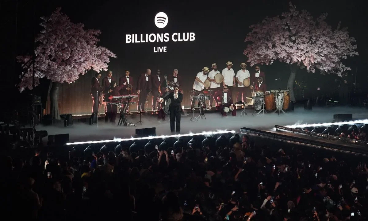 Bad Bunny ofrece su primer show en Asia