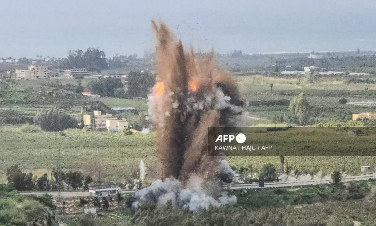 Ejército de Israel ataca un puente en el sur de Líbano