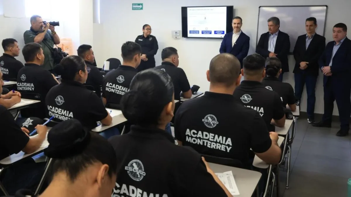 El curso para la Policía de Monterrey lo impartió agencias del Departamento de Estado y de Seguridad estadounidense.