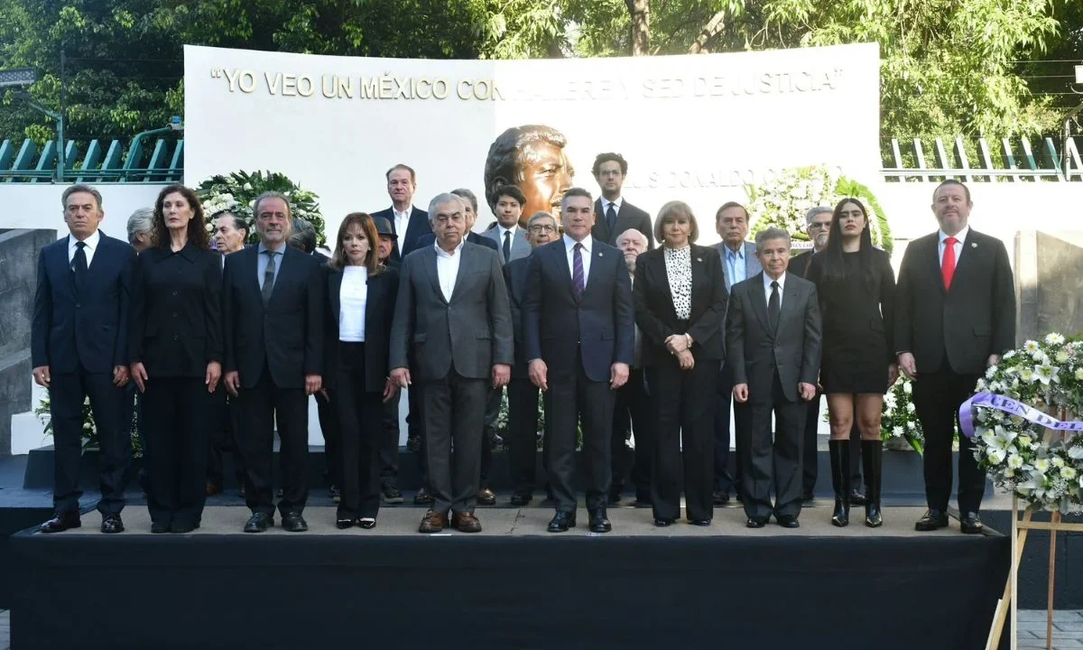 A 32 años de su muerte, el Partido Revolucionario Institucional (PRI) realizó un homenaje luctuoso a Luis Donaldo Colosio Murrieta.