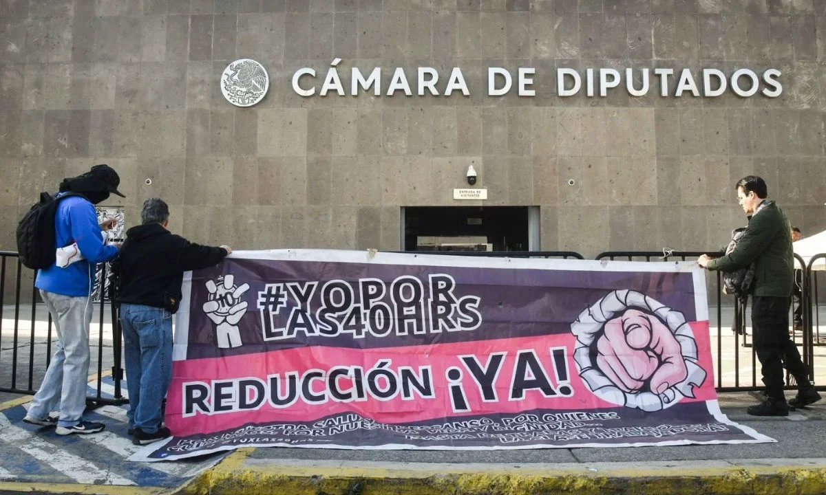La CTM, encabezada por Tereso Medina Ramírez, destacó que la reforma por las 40 horas es una 'bandera histórica del movimiento obrero mexicano'.