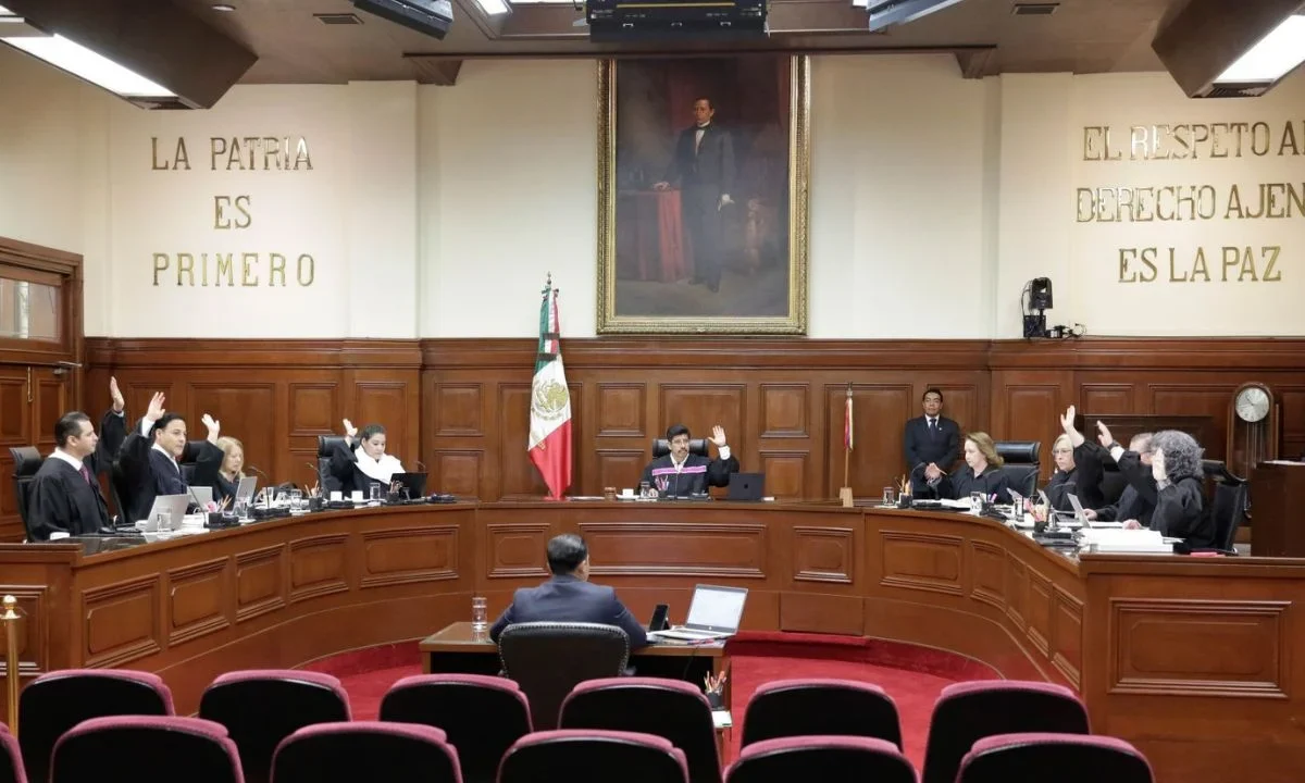 La SCJN validó que menores de edad puedan rectificar su acta de nacimiento para reconocer su identidad de género autopercibida.