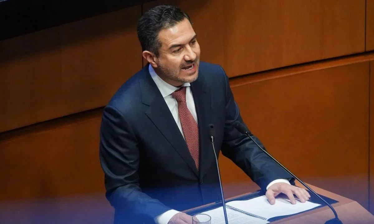 El Senado otorgó la licencia a Miguel Ángel Yunes Márquez y se reincorpora Miguel Ángel Yunes Linares, su padre, como su suplente.