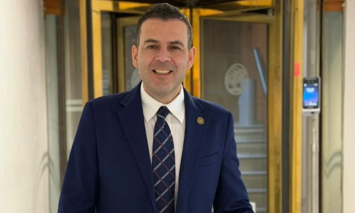 El diputado federal Ulises Mejía Haro consideró que el Plan B de la reforma electoral busca fortalecer el sistema electoral a un modelo más austero.