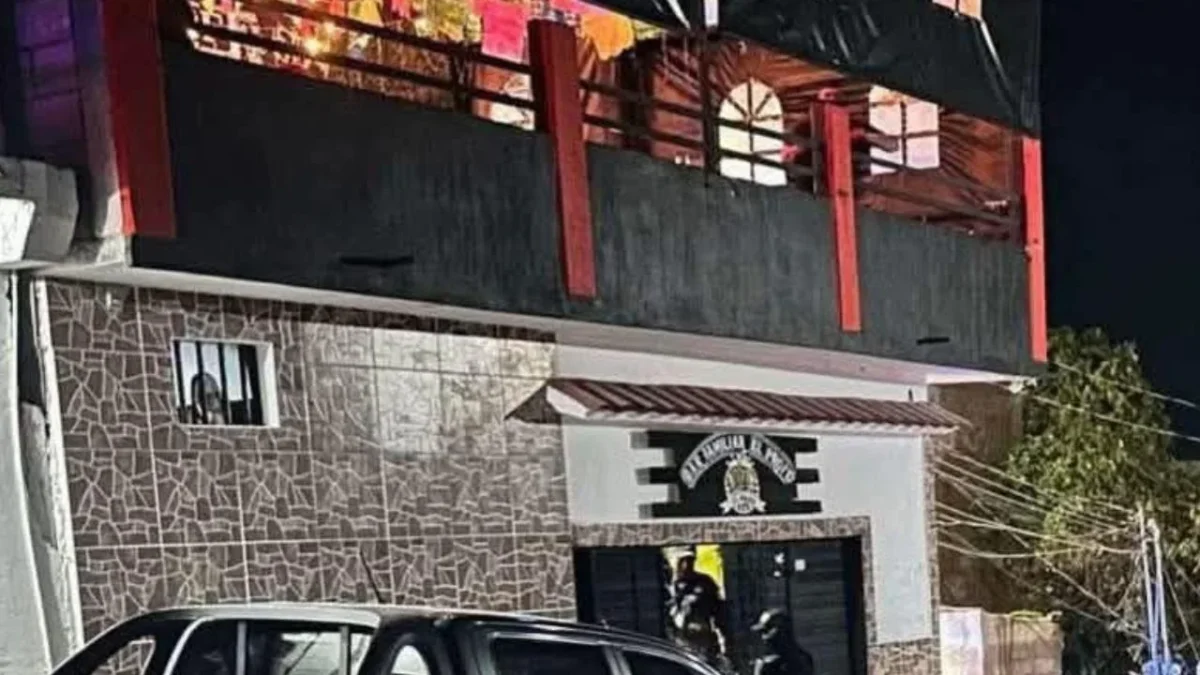 Se informó que una de las víctimas del ataque armado podría ser el propietario del establecimiento, en Ocozocoautla, Chiapas.