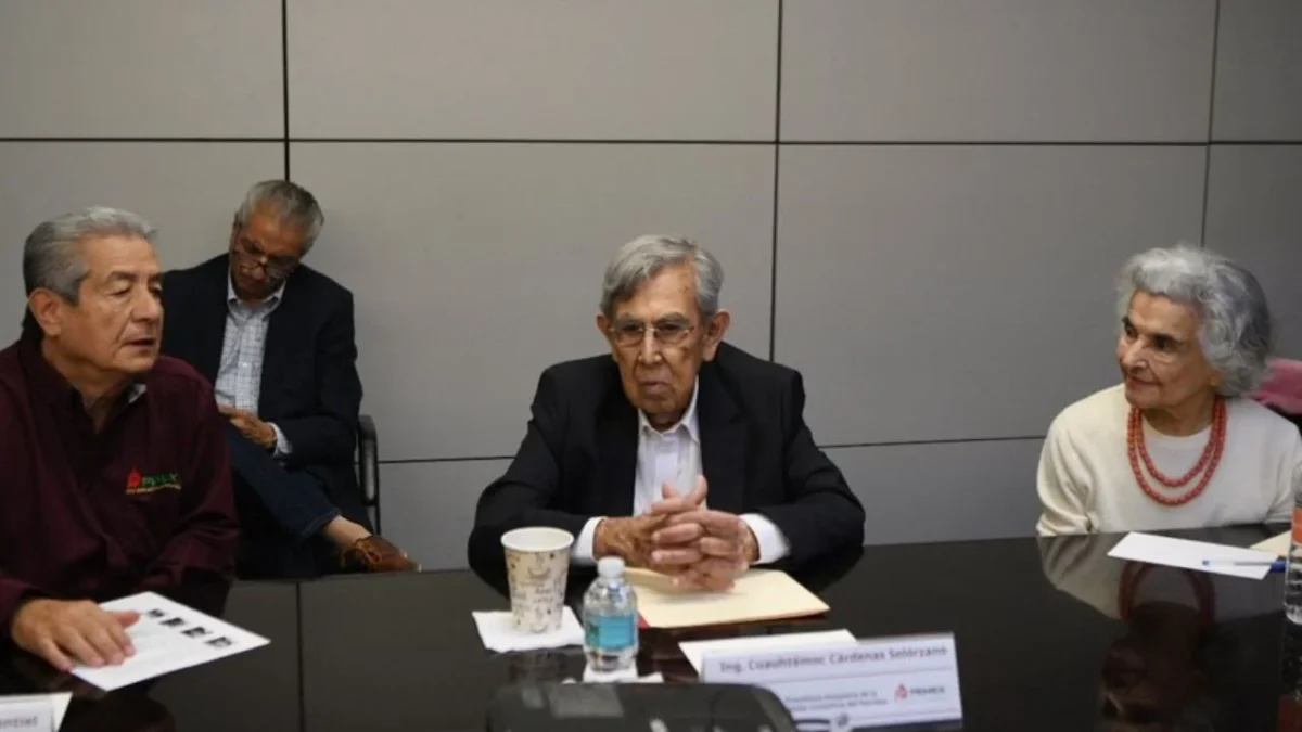 La Comisión Consultiva de Pemex consideró necesario modernizar todas las refinerías del país para tener un mayor aprovechamiento del coque.