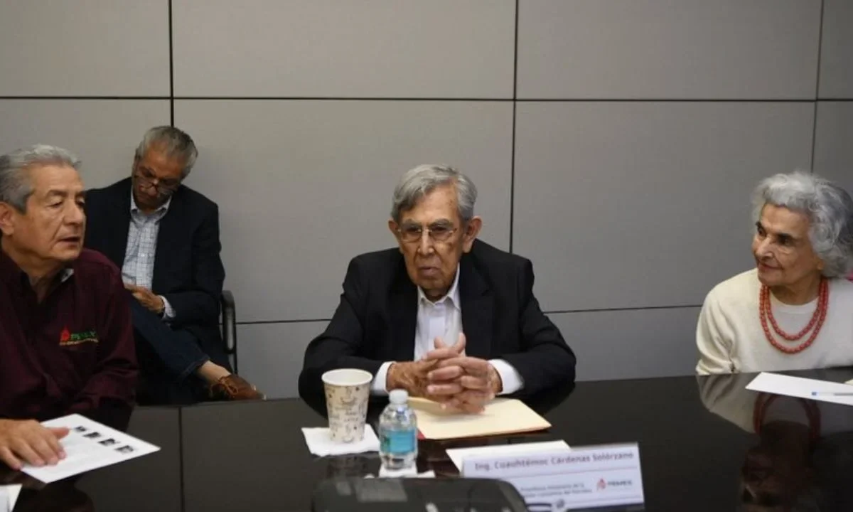 La Comisión Consultiva de Pemex consideró necesario modernizar todas las refinerías del país para tener un mayor aprovechamiento del coque.
