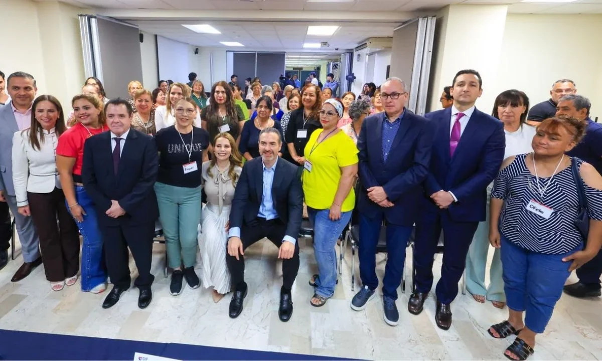 El convenio de colaboración del DIF Monterrey con el Hospital Universitario busca atender a regiomontanas sobrevivientes de cáncer de seno.