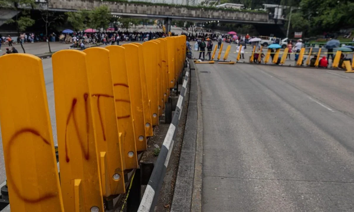 Ante bloqueos Segob reitera llamado a la CNTE para dialogar