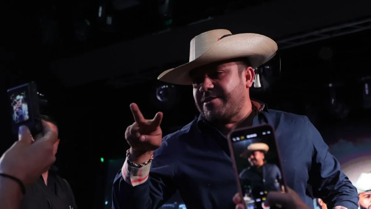 Vetan a Gerardo Ortiz en Querétaro