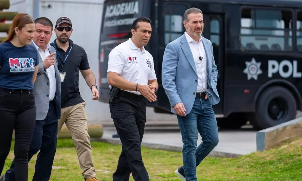 Personal especializado capacita a elementos municipales y del estado rumbo al Mundial de Futbol, explicó Adrián de la Garza.