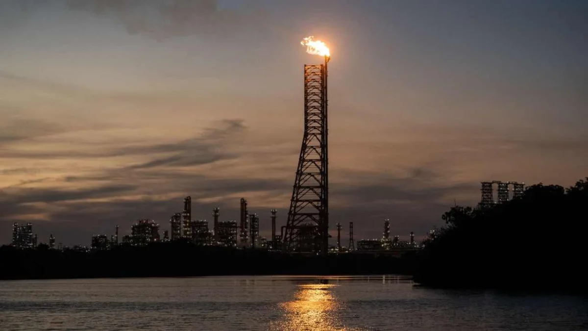 Opera con normalidad la refinería Olmeca tras mantenimiento, reporta Pemex