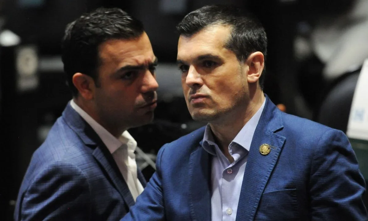 Oposición señaló como insuficiente la reforma electoral del Ejecutivo Federal para crear la Comisión de Verificación de Candidaturas.