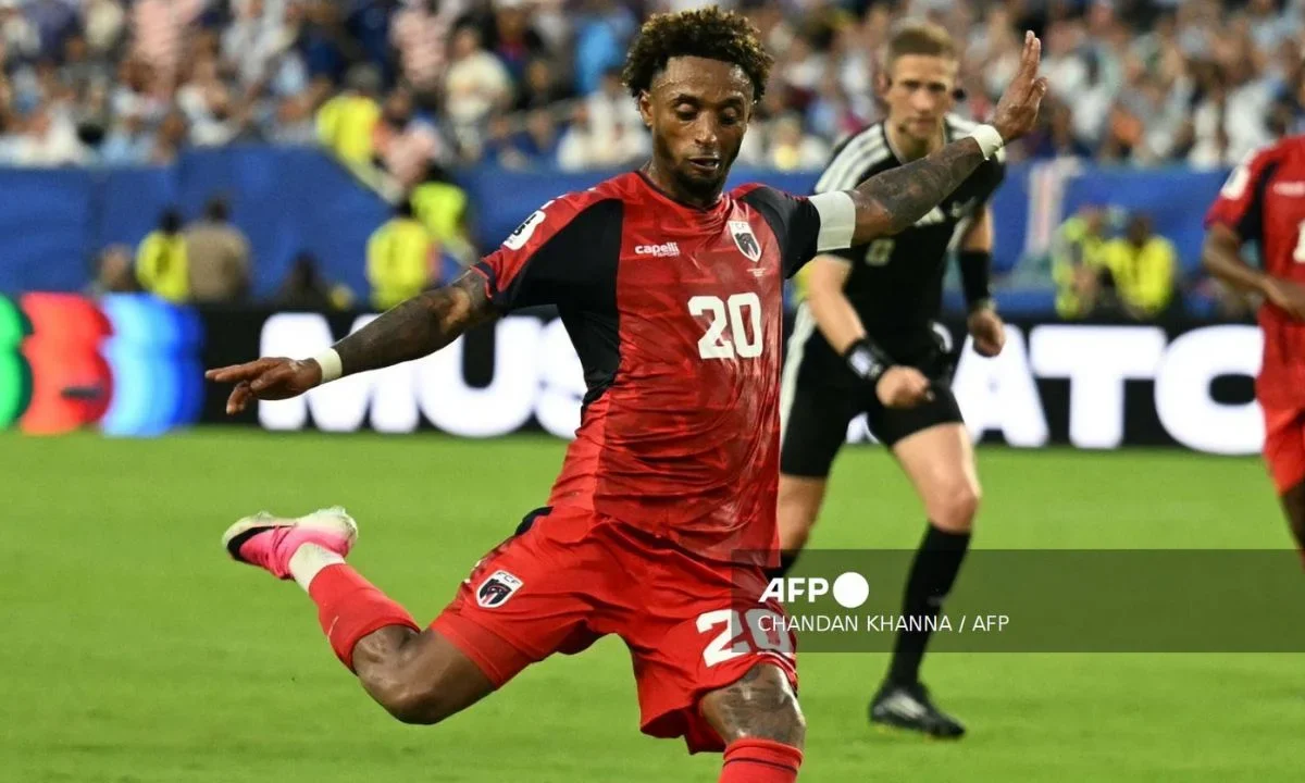Ryan Mendes, capitán de Cabo Verde, es acusado de violación