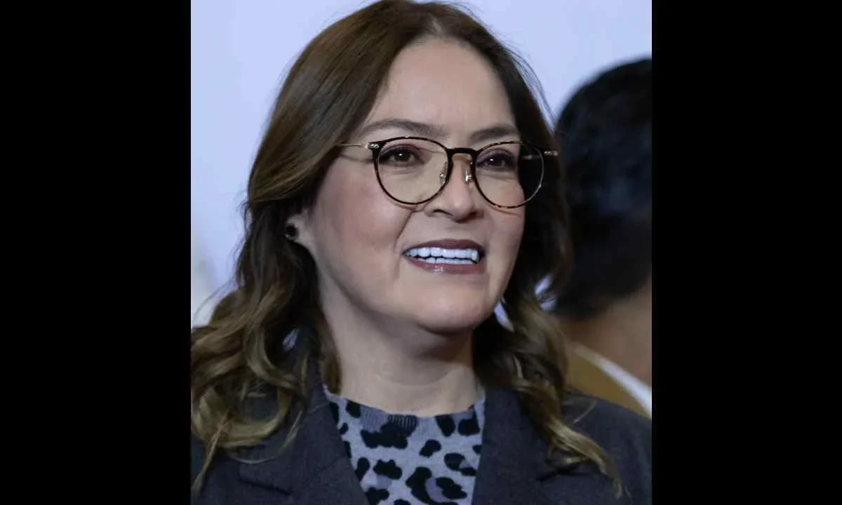 La Comisión Permanente aprobó la solicitud de licencia por tiempo indefinido de Verónica Díaz Robles.