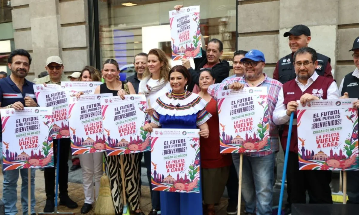 Autoridades capitalinas invitaron a la ciudadanía a visitar y realizar sus compras en el Centro Histórico, tras bloqueos de la CNTE.