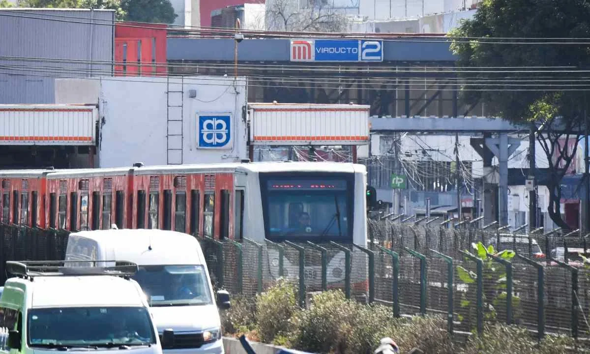Todo lo que se sabe del servicio que brindará el Metro de la CDMX, durante este viernes 5 de junio, en la Línea 2.