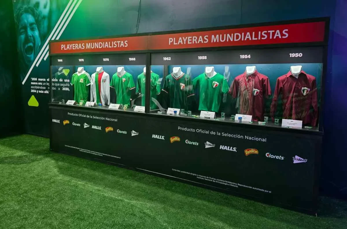 'Pasión y Gloria por el Futbol', la muestra itinerante que cuenta los triunfos y derrotas de la Selección Mexicana.