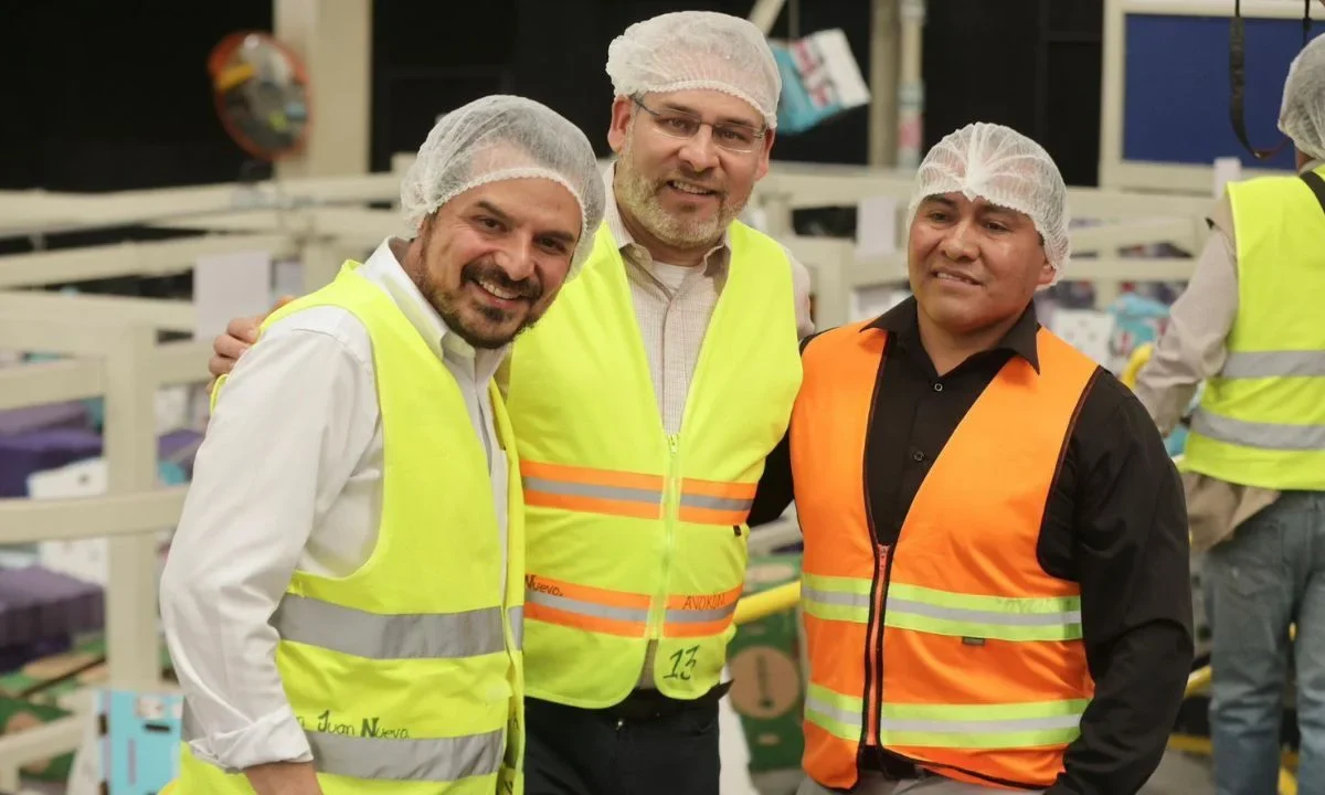 Piden a supermercados de EU país adquirir únicamente aguacate mexicano proveniente de empacadoras certificadas con 'ProForest Avocado'.