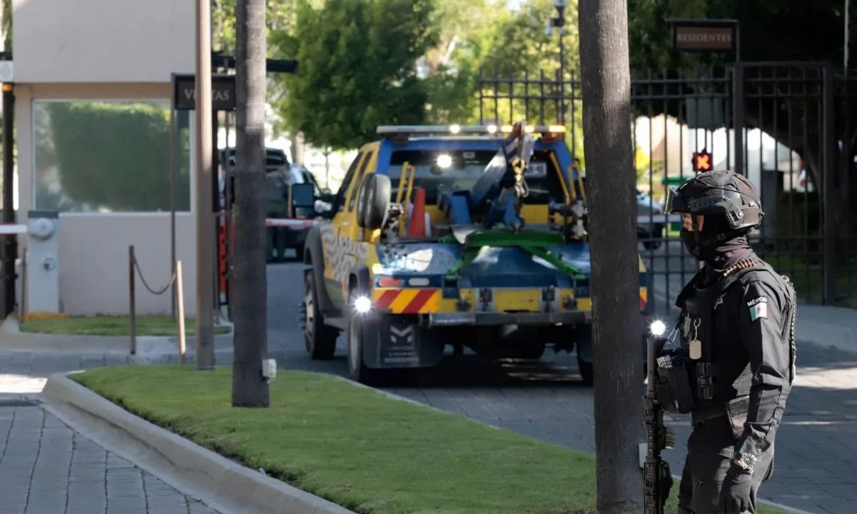 La SSP de Puebla asume el control policiaco de seis municipios y detiene a funcionarios