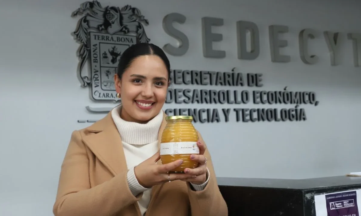 520 emprendedores y empresarios de Aguascalientes lograron registrar su marca ante el IMPI, gracias al respaldo del Gobierno del Estado.