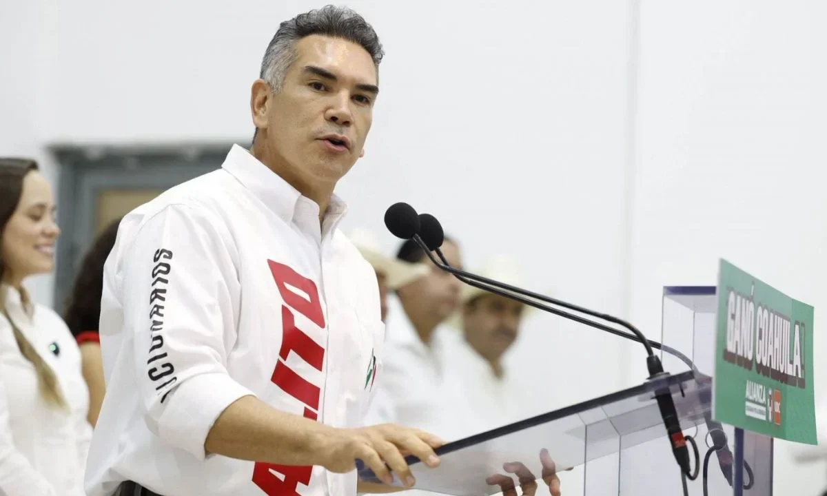 'Alito' Moreno, dirigente nacional del PRI, acusó a INE de limitar la crítica política, fortalecer la censura y proteger a Morena.