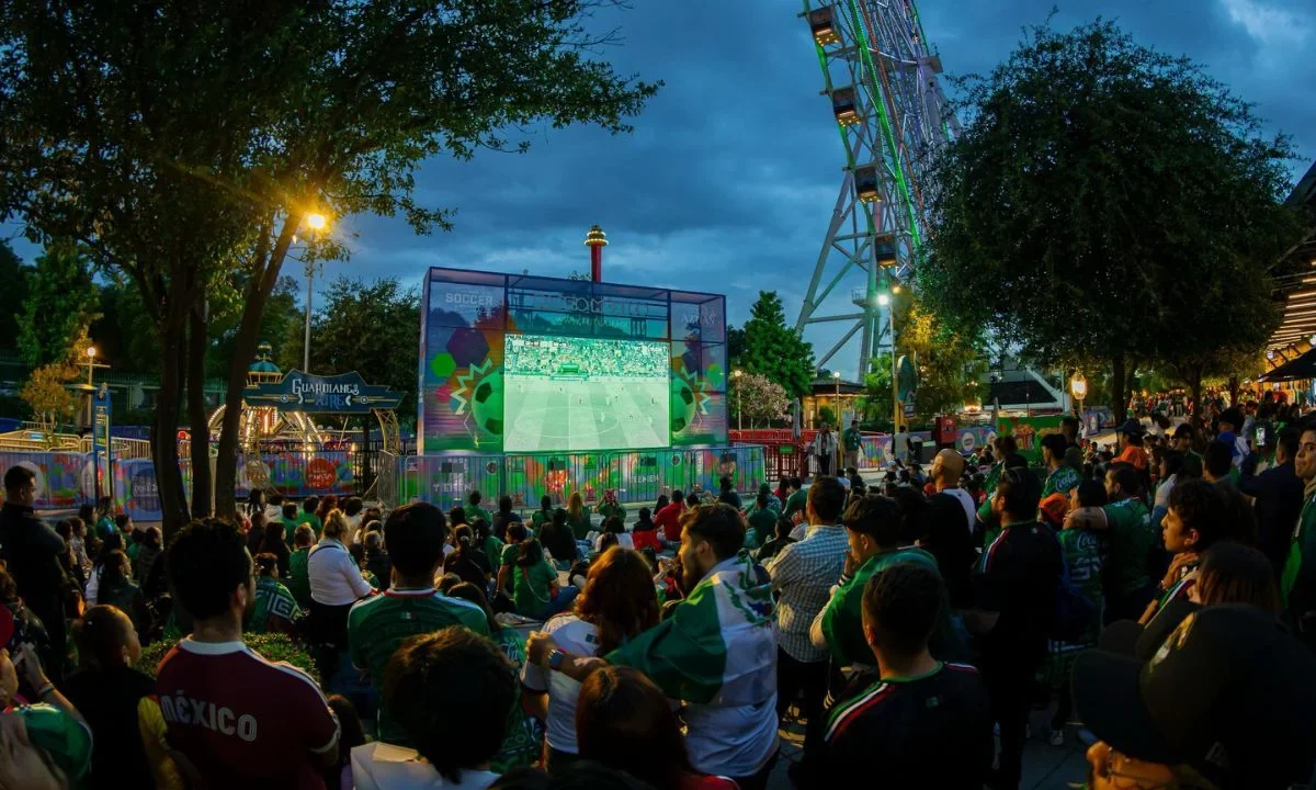 Ubicado en la Segunda Sección del Bosque de Chapultepec, Aztlán Feria de Chapultepec ofrece una alternativa para ver el Mundial.