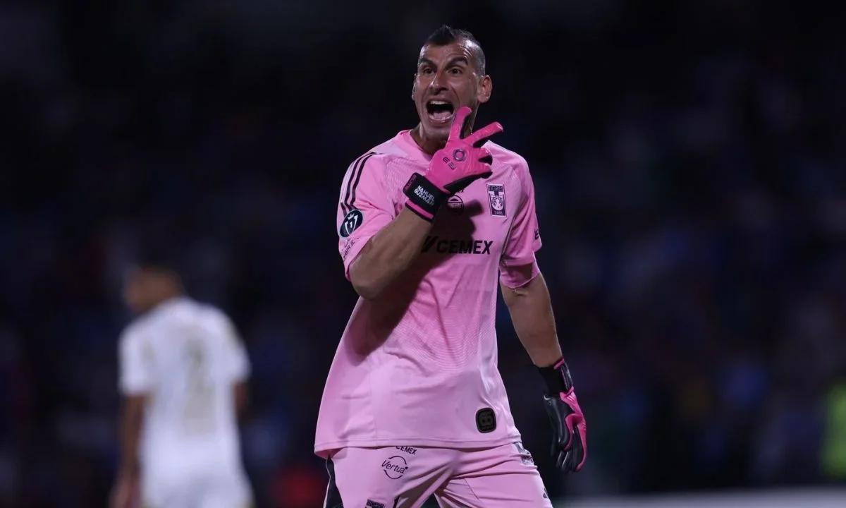 Por iniciar una gresca en la final de la Concacaf Champions Cup 2026 entre Toluca y Tigres, Nahuel Guzmán recibió la dura sanción.