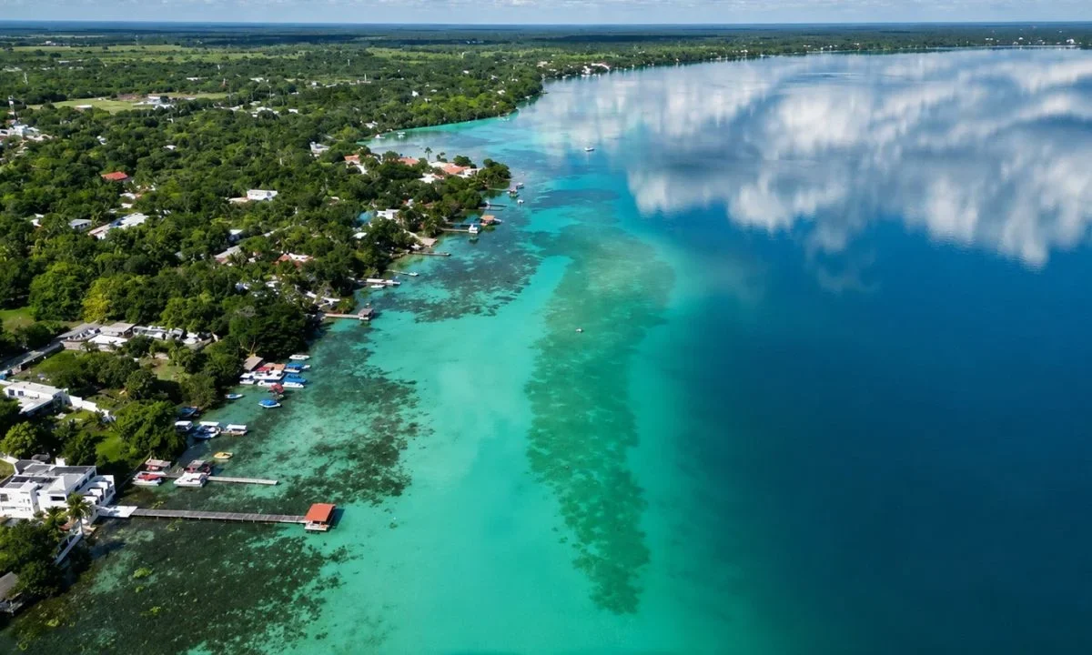 El ejido Bacalar acudió ante la Fiscalía de Quintana Roo para denunciar la presunta venta irregular de terrenos de uso común.