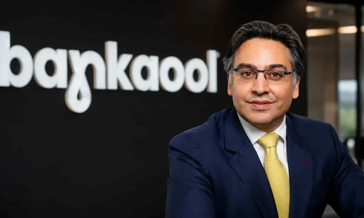El Consejo de Administración designó a Francisco Lira Mariel como nuevo director general de Bankaool.
