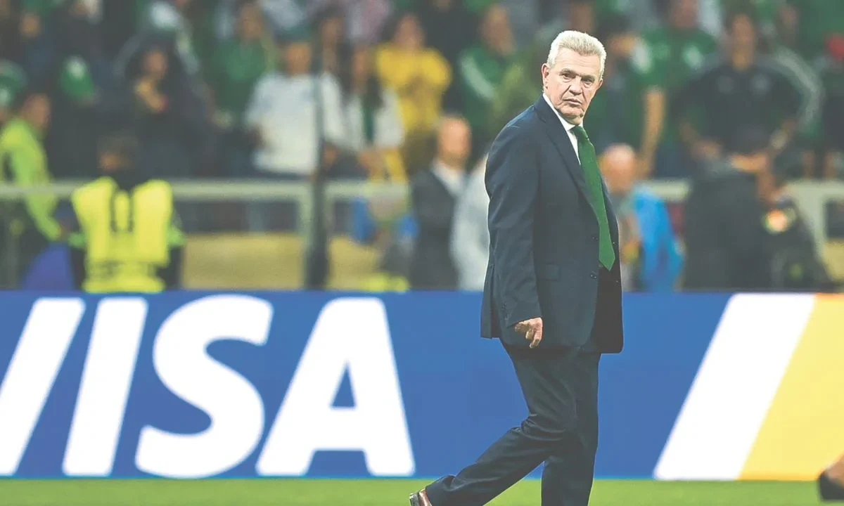 Cumpliendo su palabra y pasándole la batuta a Rafael Márquez, Javier Aguirre aseguró que este fue su último partido con el cuadro tricolor.