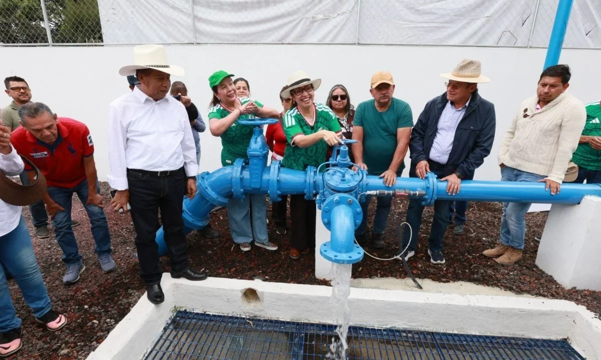 La presidenta municipal de Ecatepec destacó la inversión histórica en agua potable y drenaje que supera los mil 785 millones de pesos.