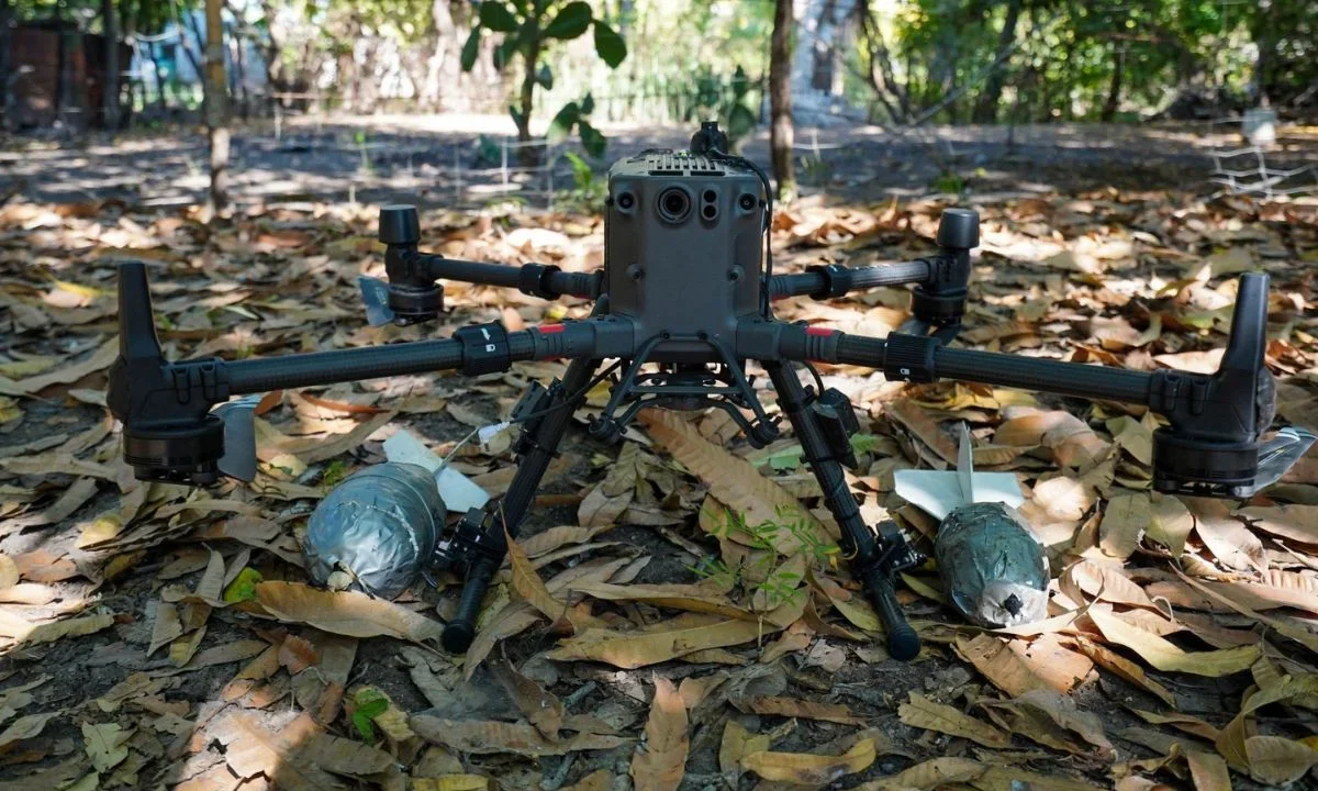 La inteligencia artificial está transformando el uso de drones en defensa, al convertirlos en plataformas capaces de interpretar su entorno.