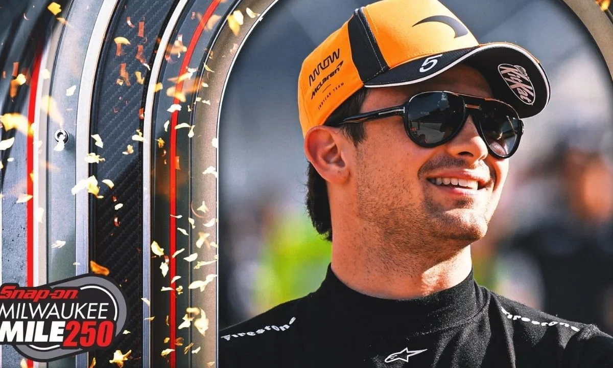 El mexicano Pato O'Ward brindó una de sus mejores actuaciones desde su llegada a IndyCar y conquistar las dos competencias en Milwaukee Mile.