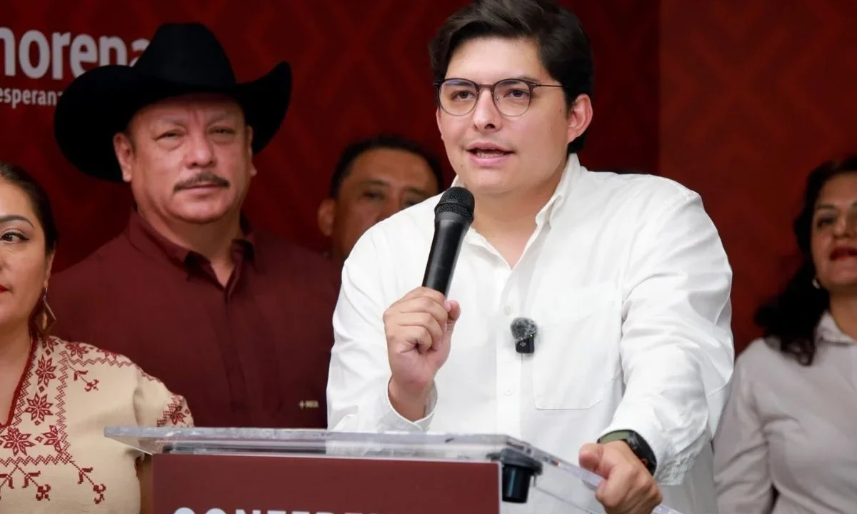 El diputado local Paulo García fue confirmado como el nuevo presidente de Morena en la Ciudad de México, Brugada respalda nombramiento.