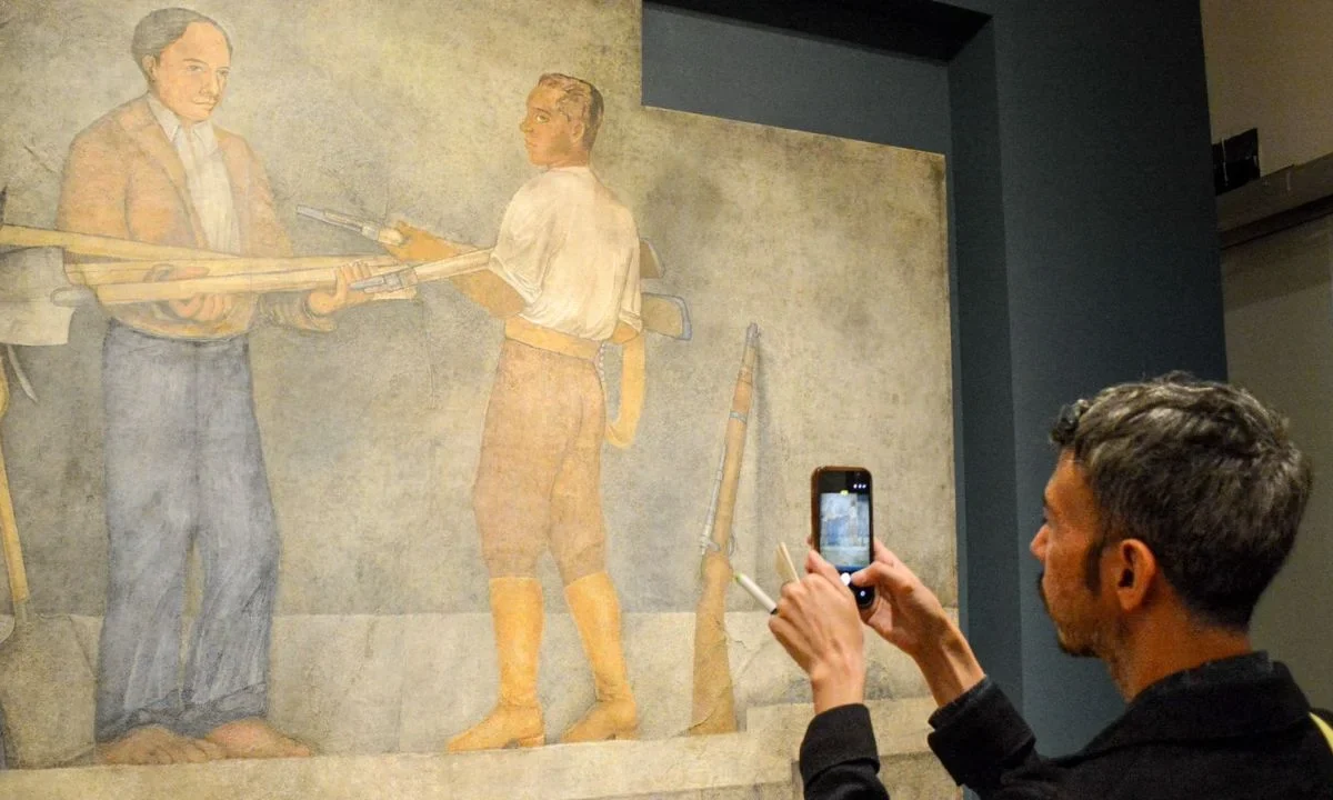 La obra del muralista tapatío Roberto Montenegro llega con una muestra en el Palacio de Bellas Artes, conoce todos los detalles.