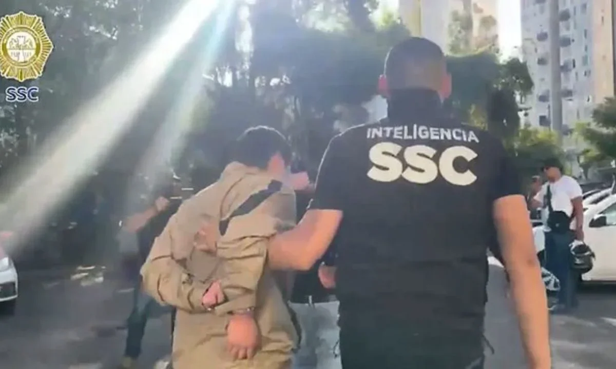 Policías detuvieron a 3 presuntos integrantes de la 'Anti Unión', grupo criminal vinculado al homicidio de 2 mujeres en la colonia Morelos.