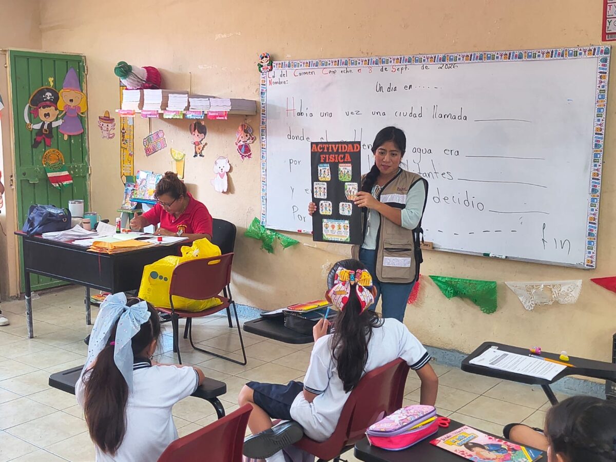 Se efectuaron trabajos de limpieza general del plantel para generar un entorno más saludable, en escuelas de Campeche.