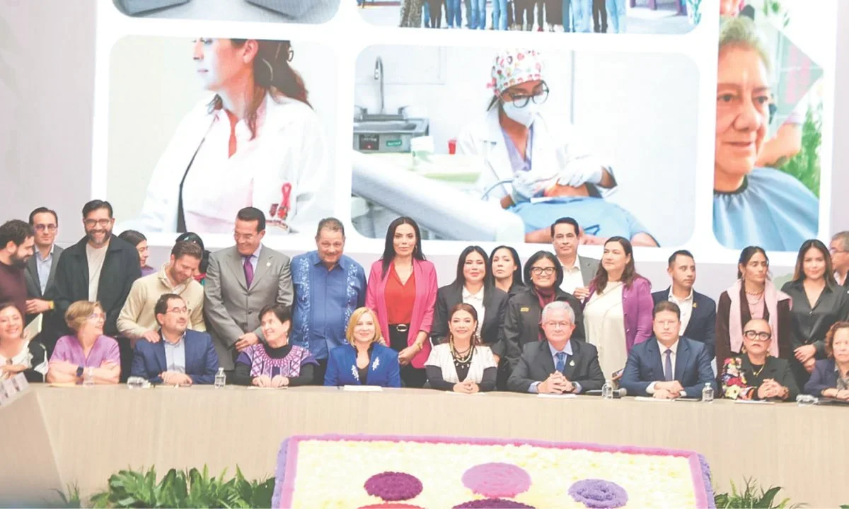 Brugada encabezó la ceremonia de instalación de la Junta del Sistema de Cuidado, dijo que es momento de dar ética y enaltecer a quienes hacen esta labor.