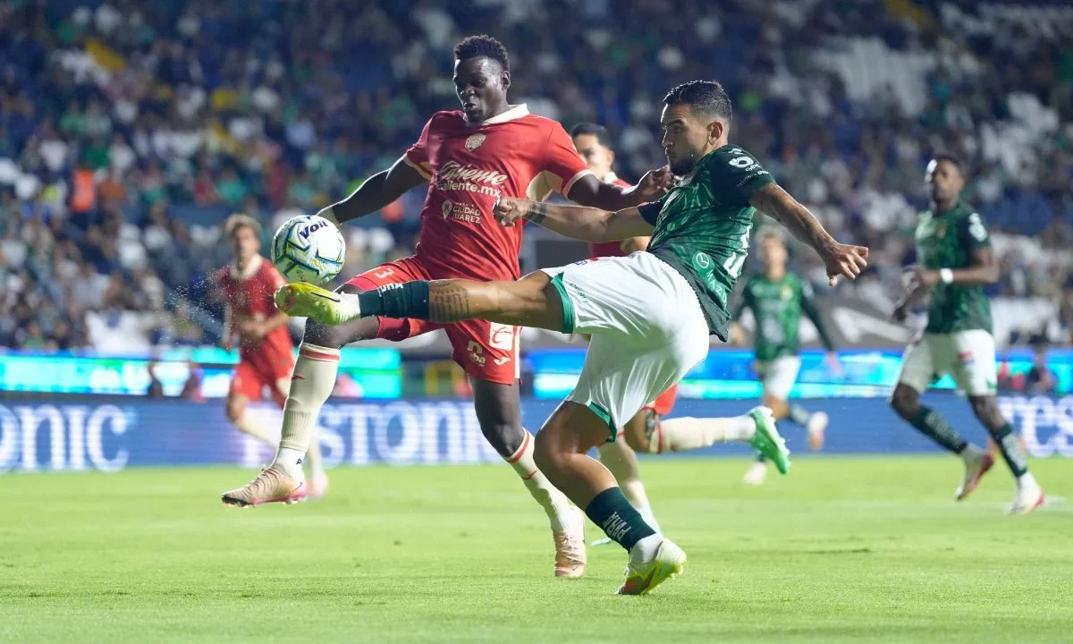El Club León derrotó a Bravos de Juárez en la Jornada 10 y se mete de lleno a puestos de liguilla de la Liga MX.