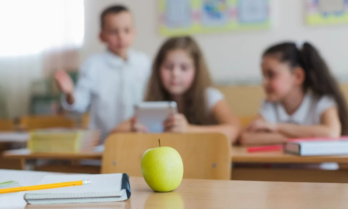El Premio Escuelas Sostenibles busca reconocer diversos proyectos de escuelas públicas y privadas de Brasil, México y Colombia.