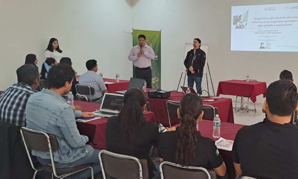 Organismos operadores y municipios participa en 5 talleres de Escuela del Agua para mejorar operación y atención a familias de SLP.