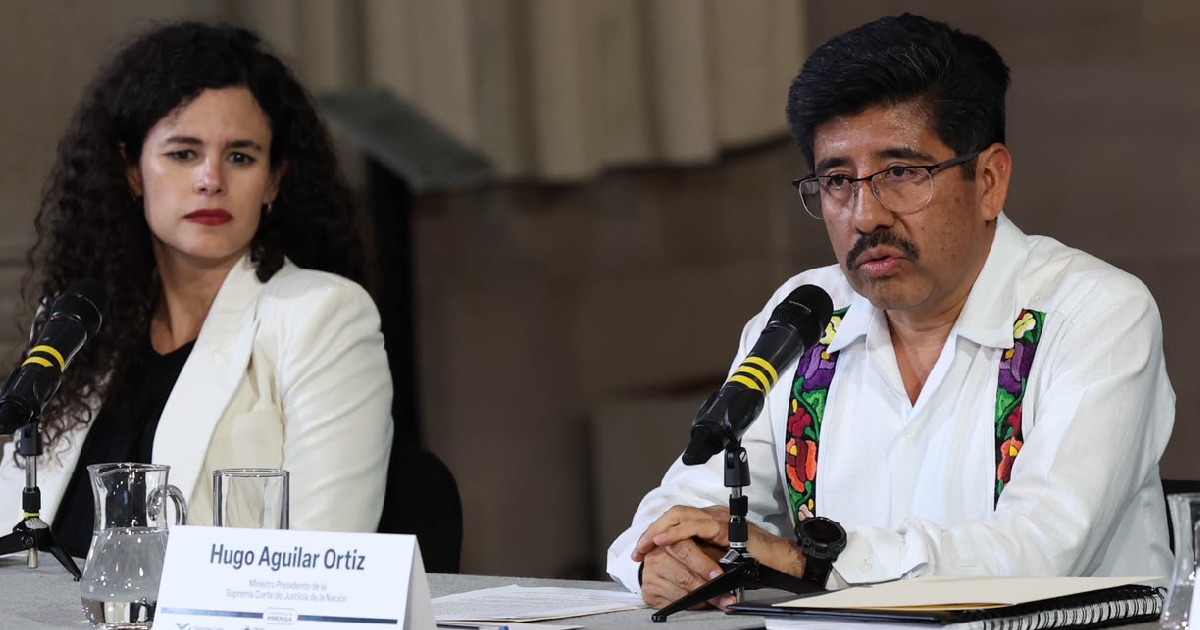 Hugo Aguilar y Luisa María Alcalde, consejera juridica