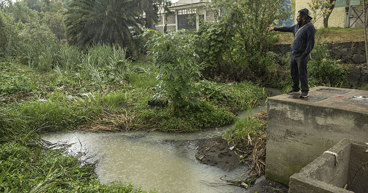 Vecinos han externado su preocupación por los canales donde las aguas residuales ya han comenzado a acumularse | Foto: Aurea del Rosario / 24 HORAS 